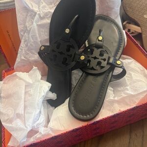 New Torrey Burch Miller Black sandals size 7